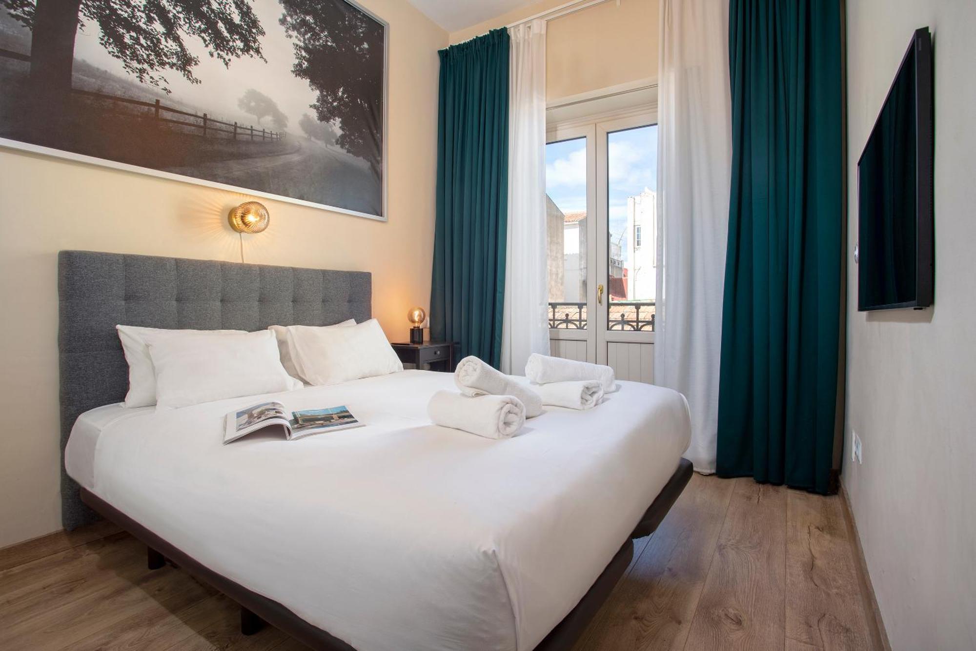 Apartamento Reformado En Malaga Centro By Rent Me Luaran gambar